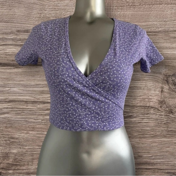 FREE 🆕Wrap  Around Crop Top - Picture 7 of 14